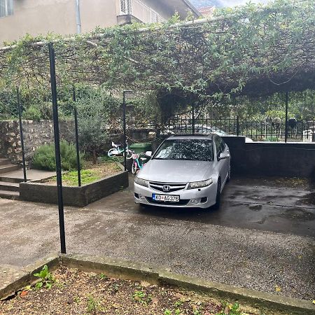 Apartment Kiwi Kotor Eksteriør billede