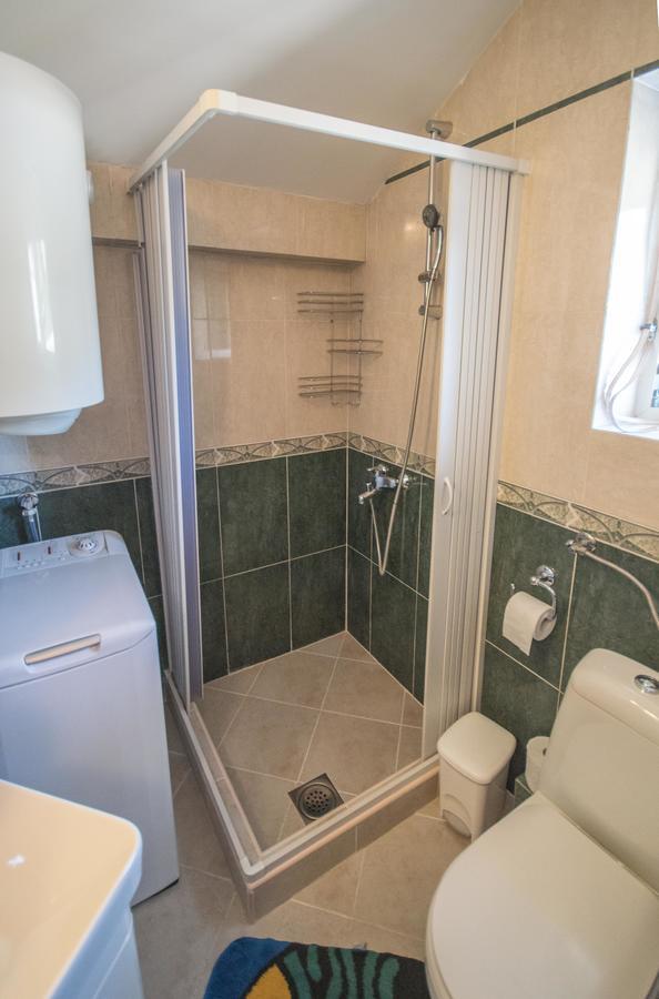 Apartment Kiwi Kotor Eksteriør billede