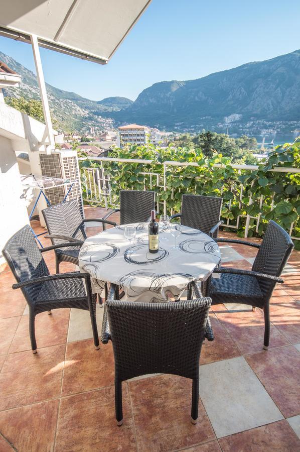 Apartment Kiwi Kotor Eksteriør billede